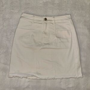 Meilleur Moment Women’s Medium White Denim Mini Skirt Raw Hem EUC